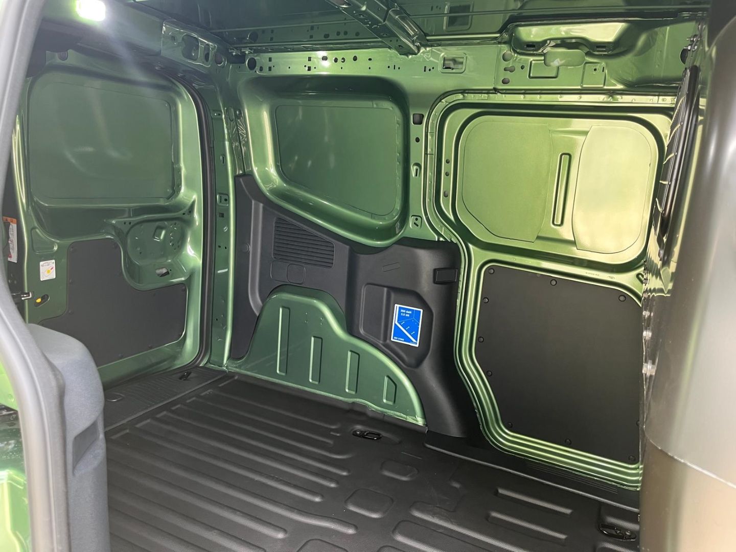 Ford Transit Courier - Bild 8