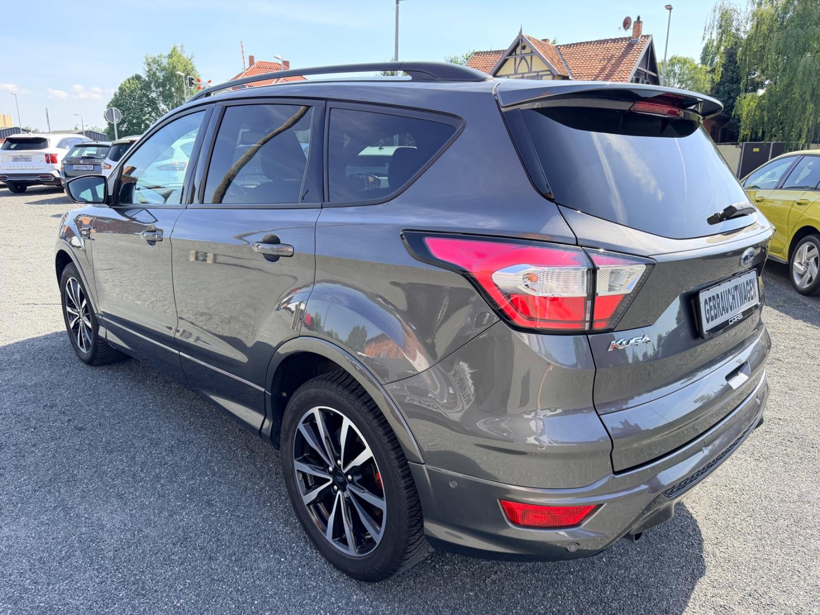 Ford Kuga ST-Line LED / Navi / Sony / Kamera / PDC