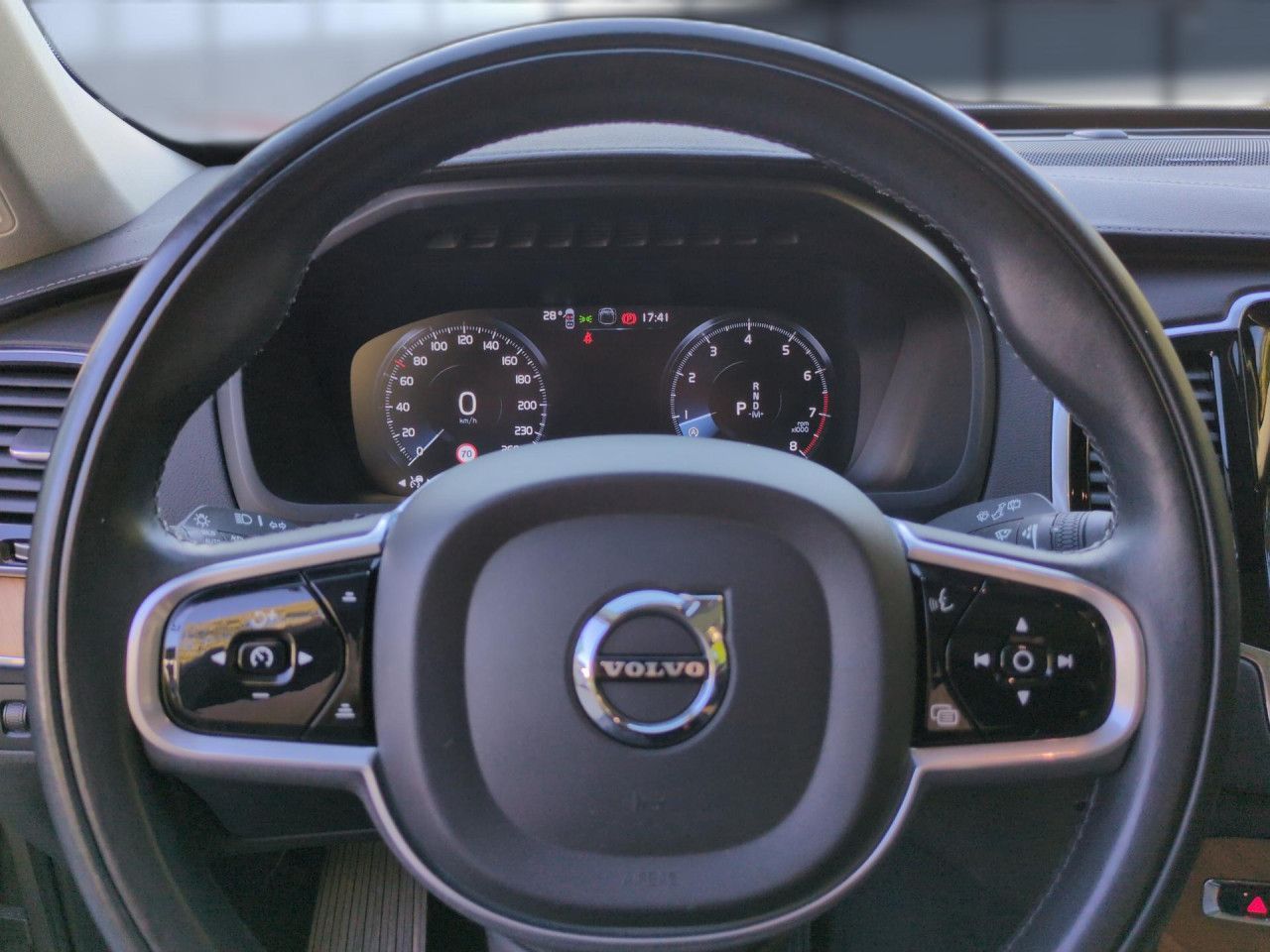 Volvo XC90 - Bild 11