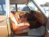 Jeep Wagoneer Limited - Jeep Wagoneer mit Benzin-Antrieb: Geländewagen, mit Klimaanlage