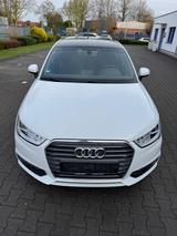 Audi A1 1.4 TFSI S tronic Sportback - - Audi A1: Schiebedach
