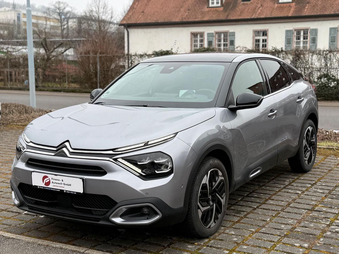 Citroën C4 Lim. 1.2 Shine/Autom./360Kamera/Schiebedach
