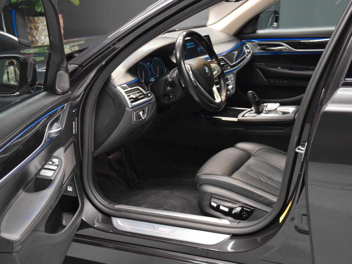 BMW 750 d xDrive HuD Leder ACC Massage H&k Laser Kam