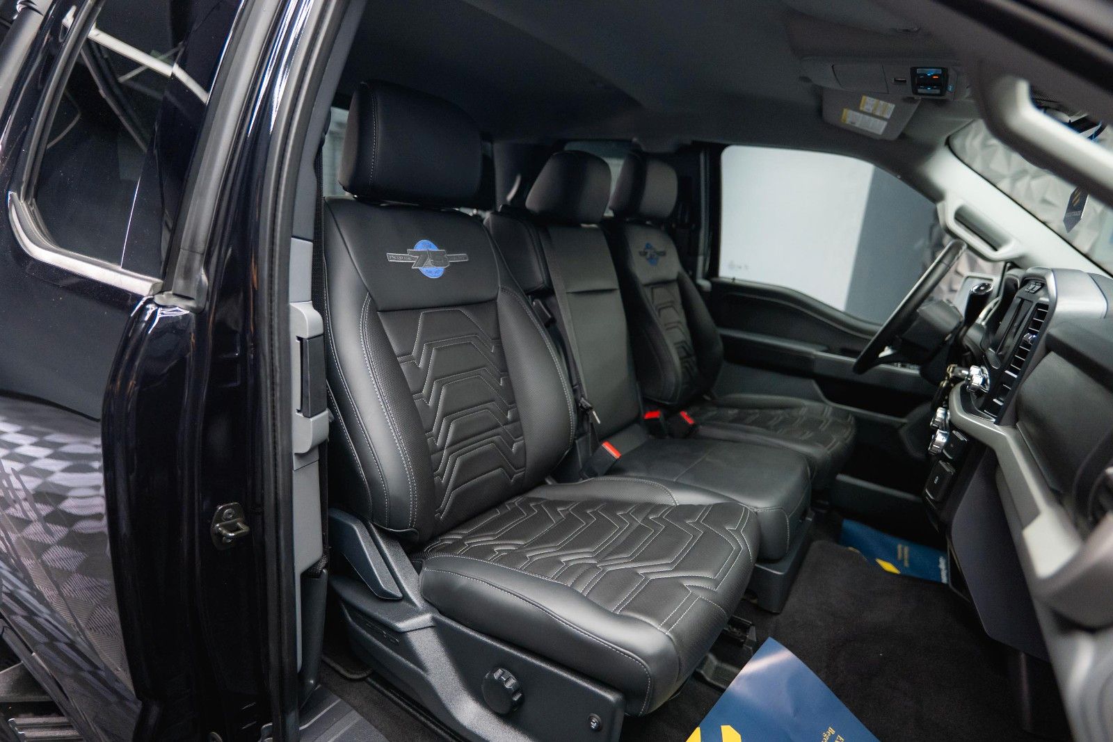 Fahrzeugabbildung Ford F150 5.0L V8 4x4 Offroad SuperCab RAPTOR 19%