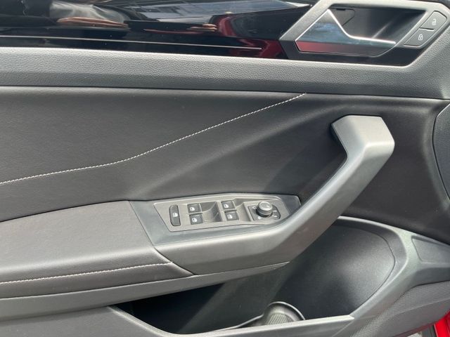 T-Roc 1.5 TSI DSG BLACK STYLE LED+PANO+KAM+AHK+