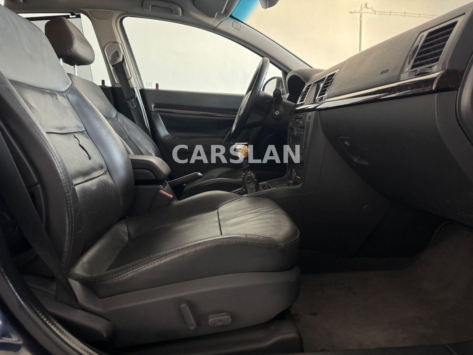 Opel Signum 2004 — photo 22