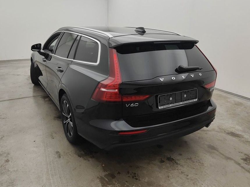 Fahrzeugabbildung Volvo V60 Momentum Pro D3 LED/NAVI/PDC/R´CAM/SHZ