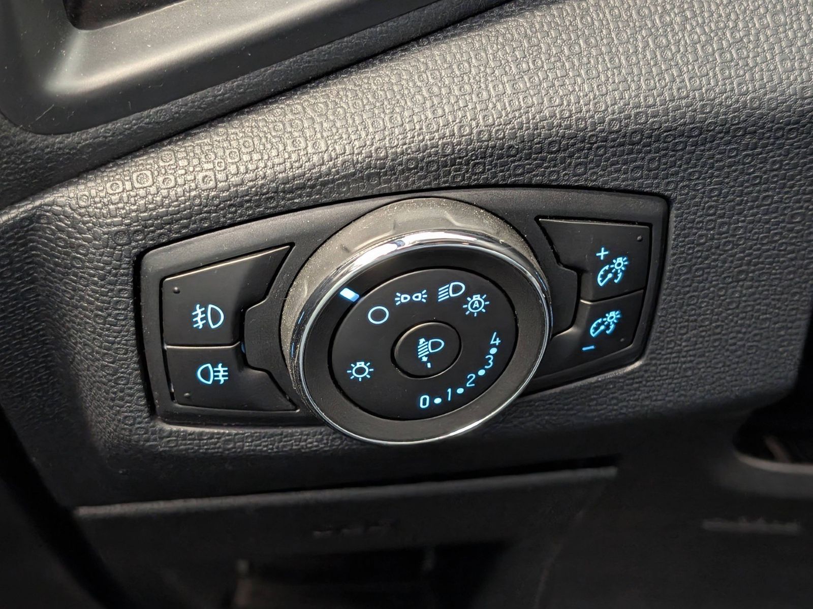 FORD EcoSport 1.0 EcoBoost ST-Line AHK B&O Winter – Bild 30