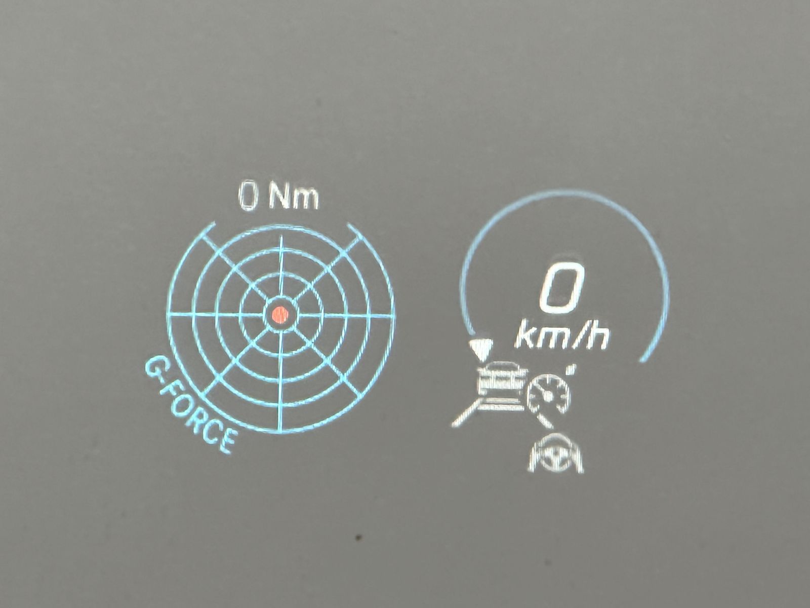 Fahrzeugabbildung Mercedes-Benz E 220d T Avantgarde NAV+LED+AHK+PANO+WIDESCREEN