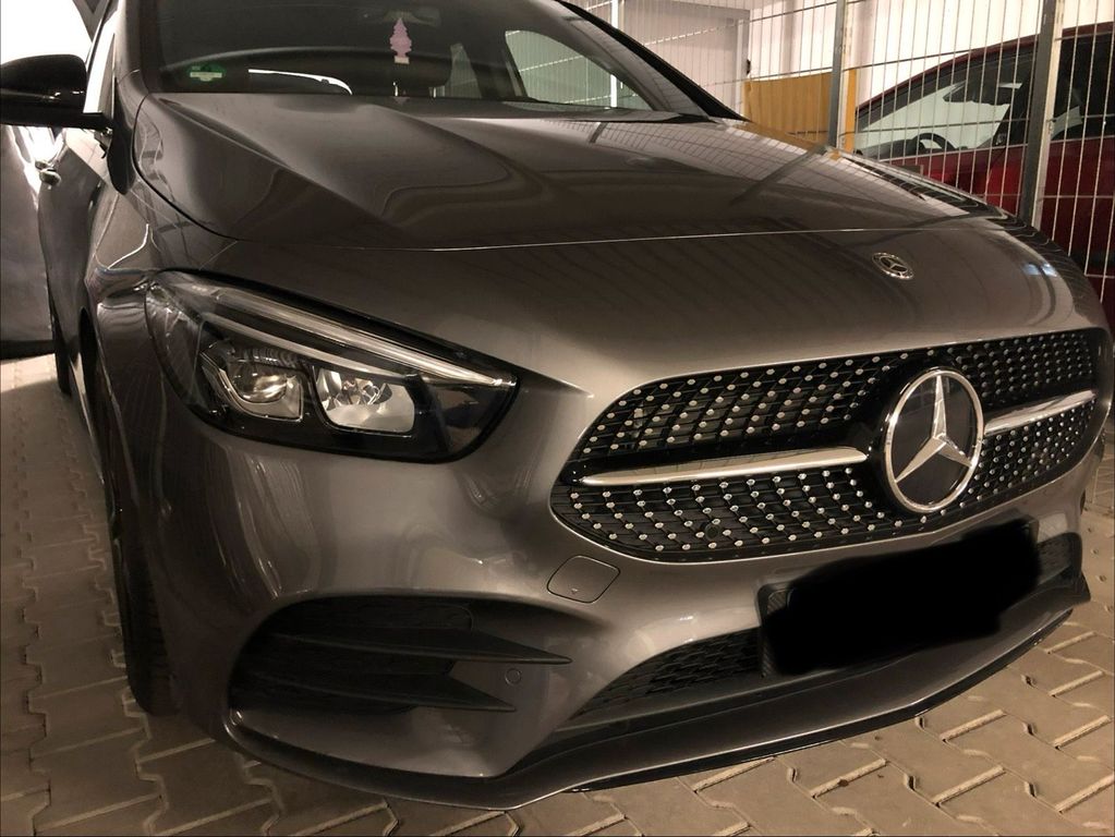 Image of Mercedes-Benz B 180