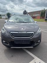 Peugeot 2008 Allure - Peugeot 2008 mit Benzin-Antrieb