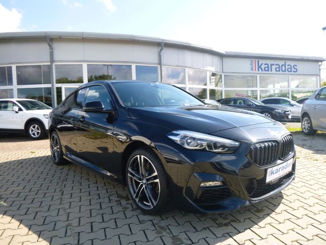 Fahrzeugabbildung BMW 220 i Gran Coupé >M-Sport/AUT/Allrad/AHK/Navi<