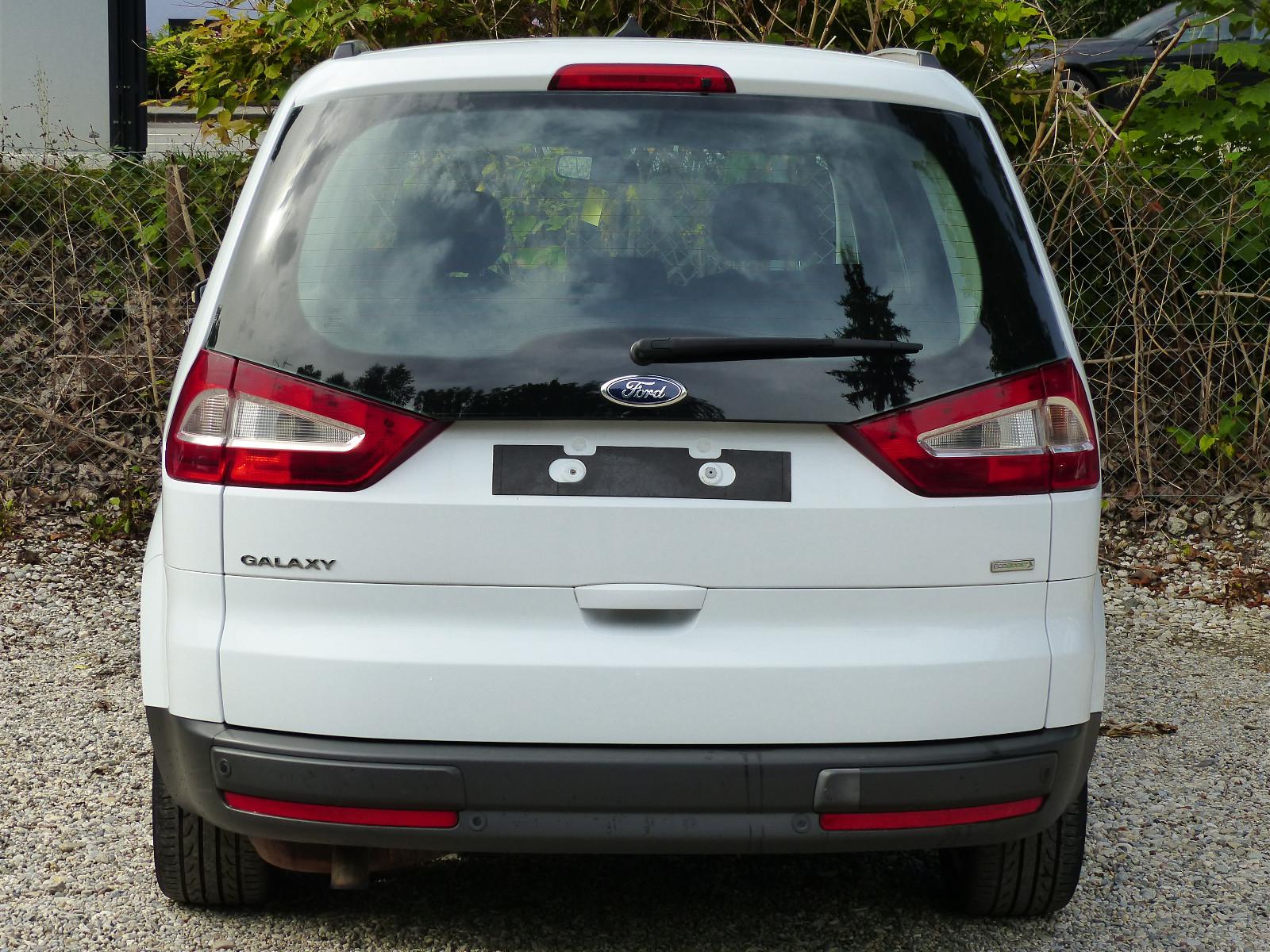 Ford Galaxy 2014 — photo 7