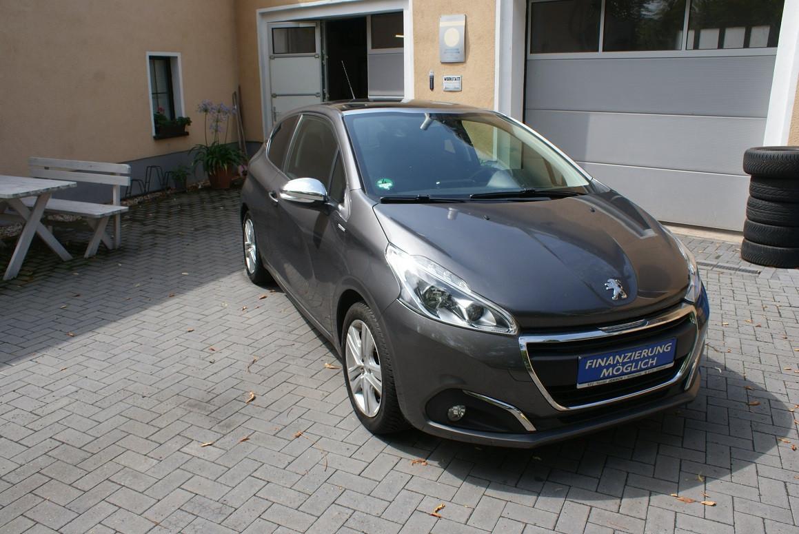 Peugeot 208 1.2 Style PureTech/nur31tkm/HU/AU neu