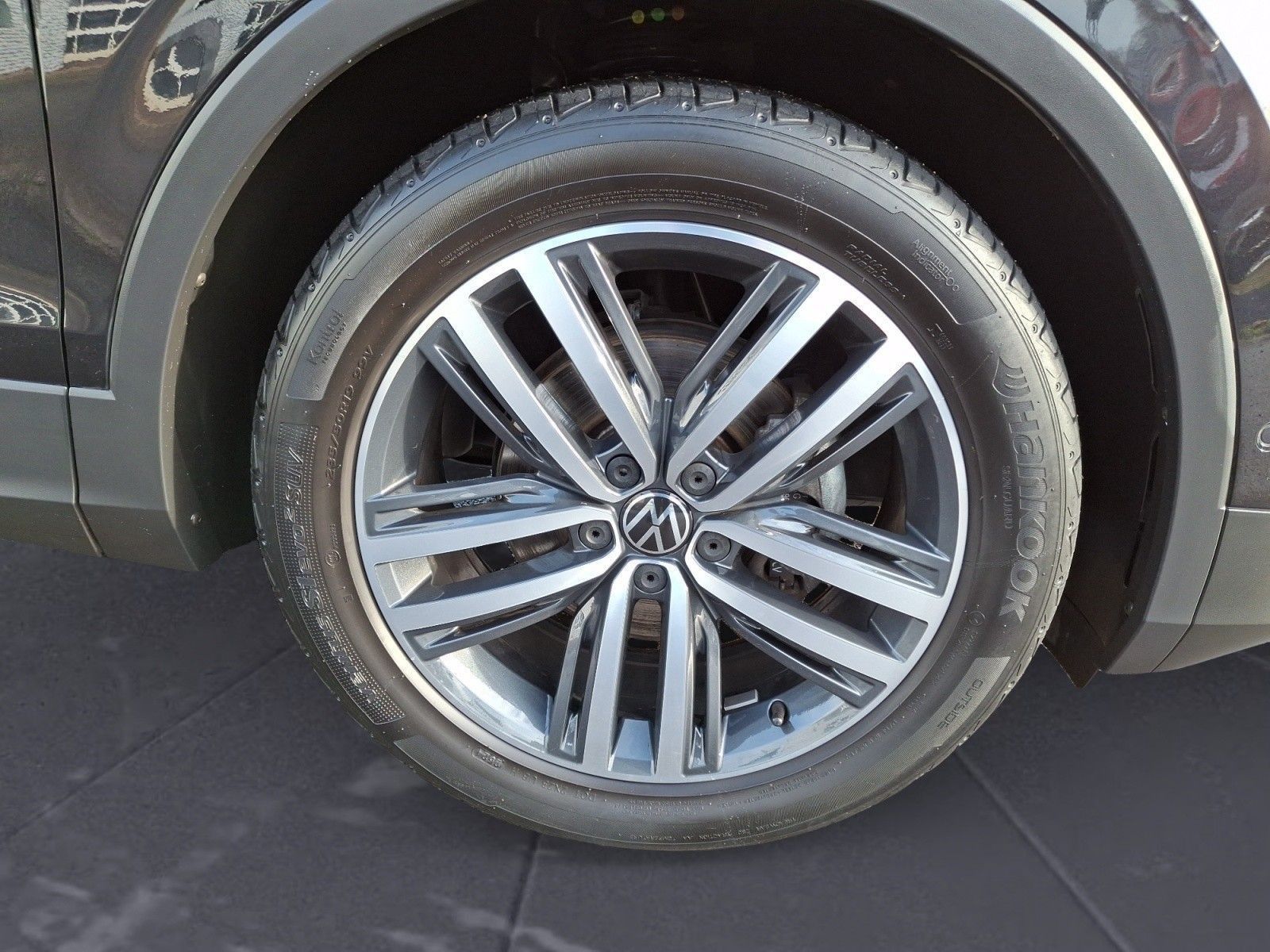 Volkswagen Tiguan - Bild 12