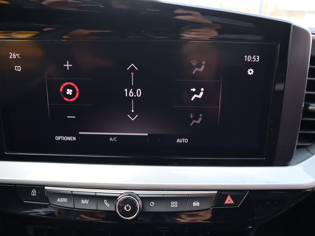 Fahrzeugabbildung Opel Mokka-e Ultimate (B/B)