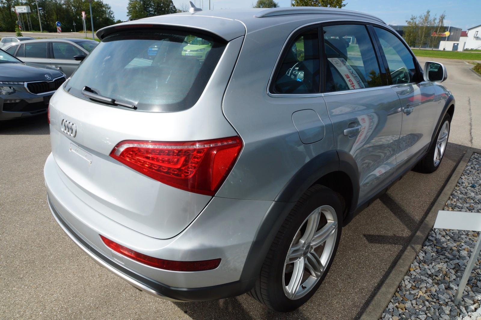AUDI Q5 3.0 TDI S-LINE QUATTRO S-TRONIC AHK!NAV!XE! | 239 ch | BVA | HAYON ÉLECTRIQUE | PACK SPORT | VOLANT EN CUIR