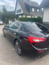 Maserati Ghibli  V6 Twin-Turbo SQ4 Top gepflegt - Maserati: Limousine