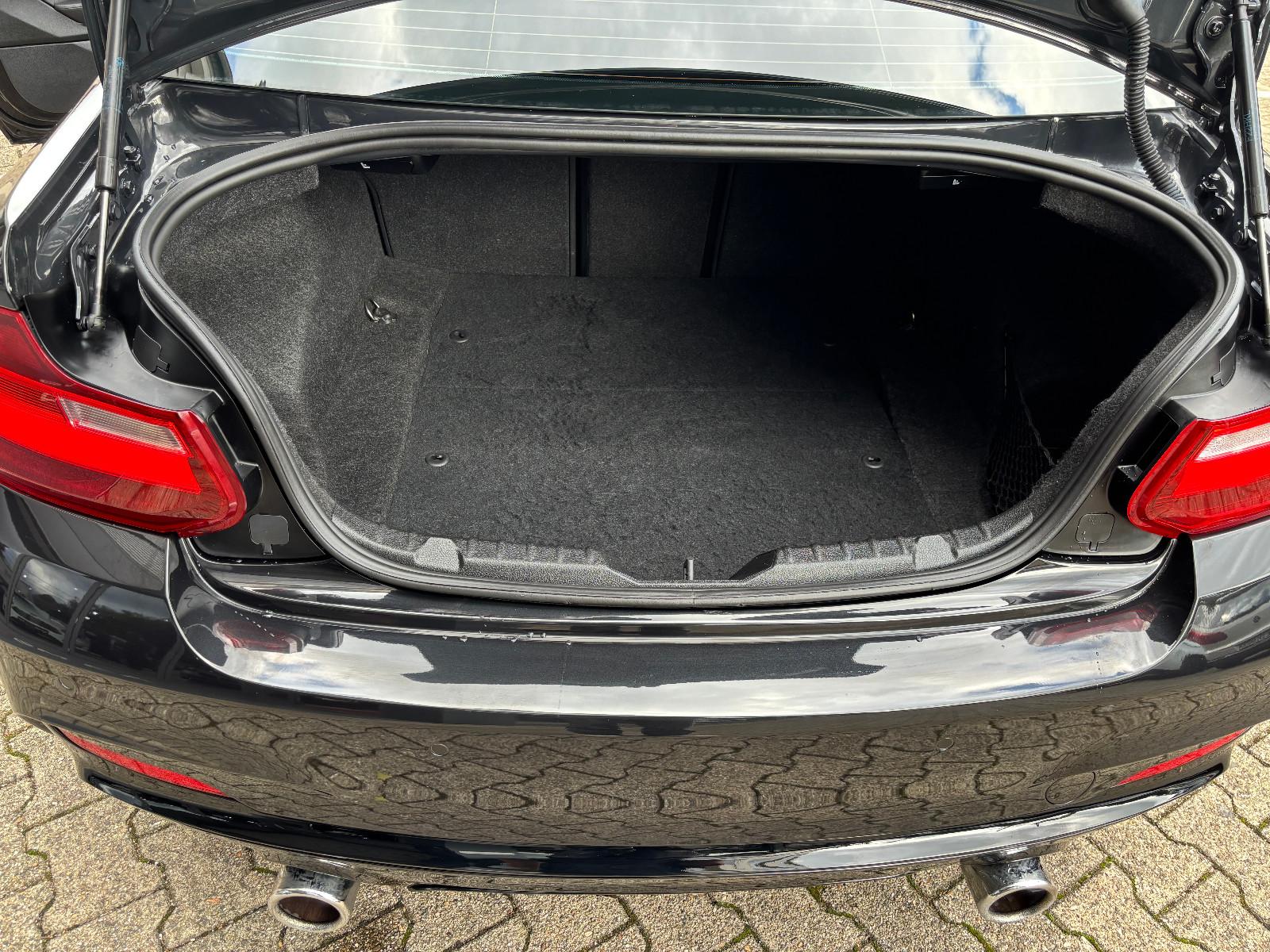 BMW M235i Coupé F22 326 ch BVA – Pack M – Toit ouvrant – Cuir – GPS Professional – 89 000 km