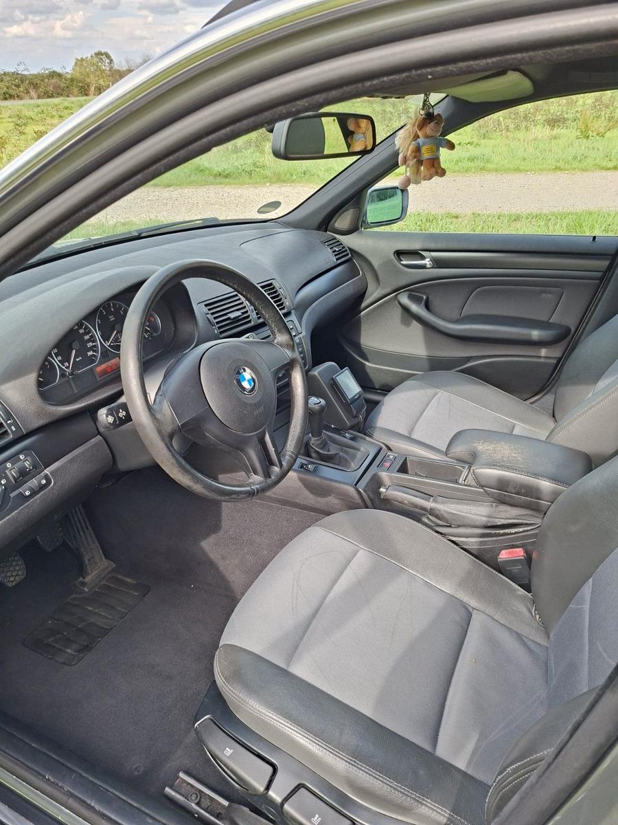 BMW 318 2005 — photo 6