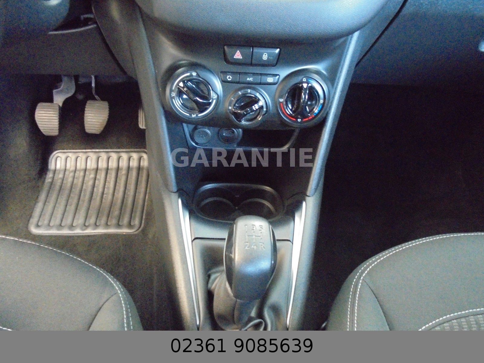 Fahrzeugabbildung Peugeot 208 Active Klima/Sitzheizung/Parktronik/33 Tkm/