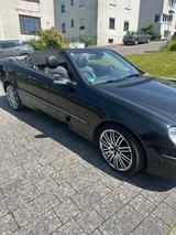 Mercedes-Benz CLK 200 KOMPRESSOR ELEGANCE ELEGANCE - Mercedes CLK 200 mit Anhängerkupplung
