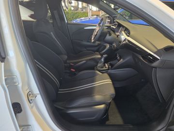 Bild 9 Opel Corsa GS NAVI/KLIMA-AT/PDC v+h+CAM/Toter-Winkel