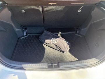 Toyota Yaris - 6