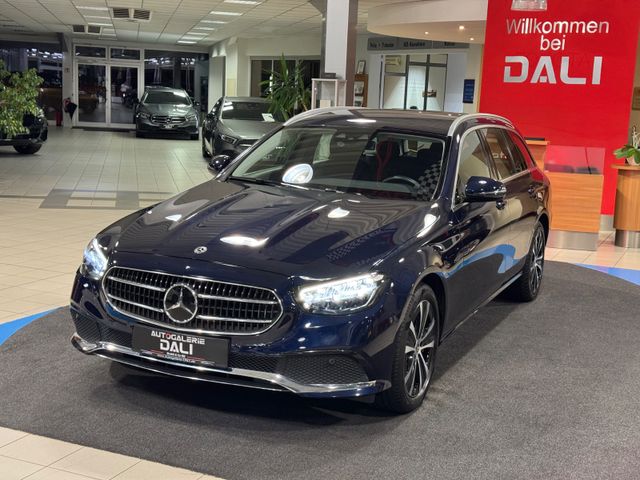 Mercedes-Benz E 300 de T  NAVI-CARPLAY-LED-SHZ-KAMERA-PLUG/IN-