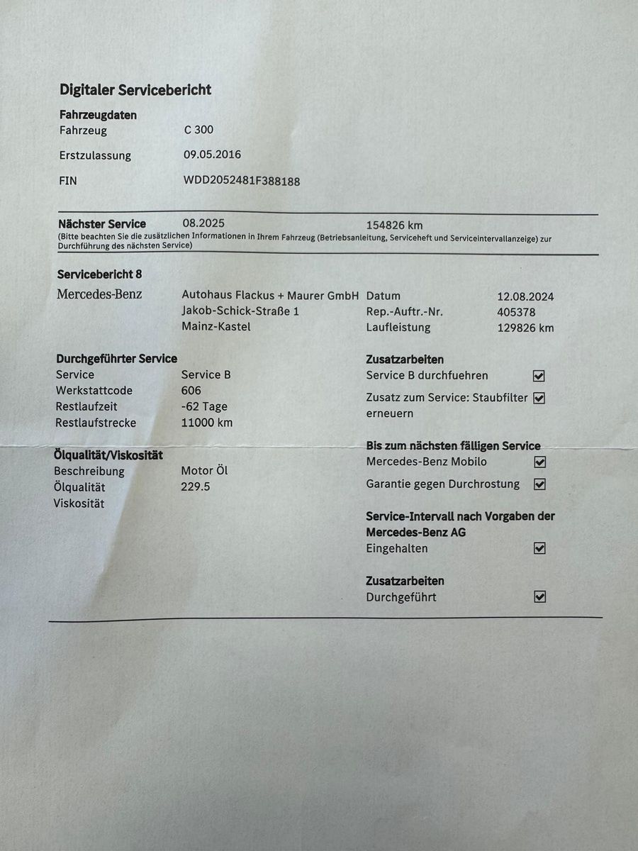 Fahrzeugabbildung Mercedes-Benz C 300 T-Modell/AMG LINE/PANORAMA/NAVI/BURMESTER