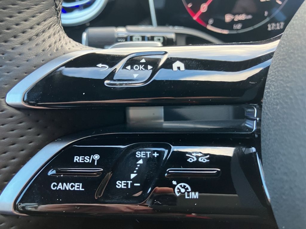 Fahrzeugabbildung Mercedes-Benz GLC 300 d 4M AMG*NIGHT*AHK*MEMORY*LED*KAMERA