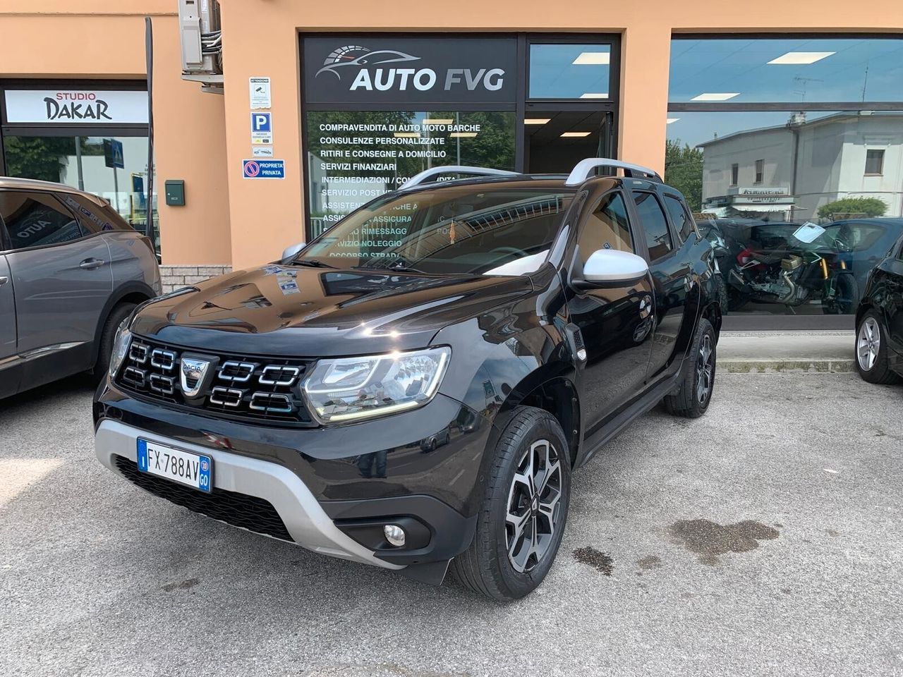 DACIA Duster