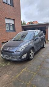 Renault grand Scenic  (2010)  1.9 dCi  1... - Renault Grand Scenic: 1.9