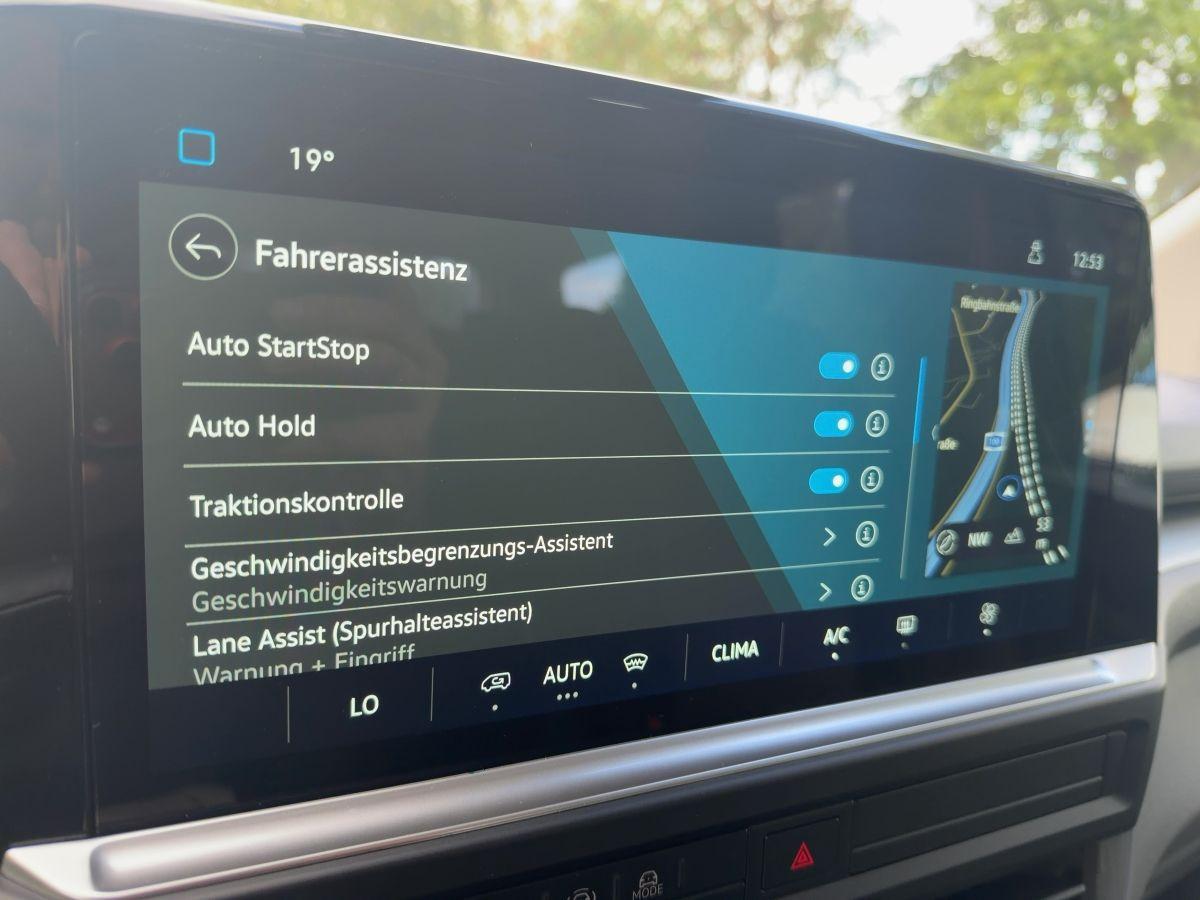 Volkswagen Caravelle 2.0TDI DSG Life KR NAVI AHK LED KAMERA