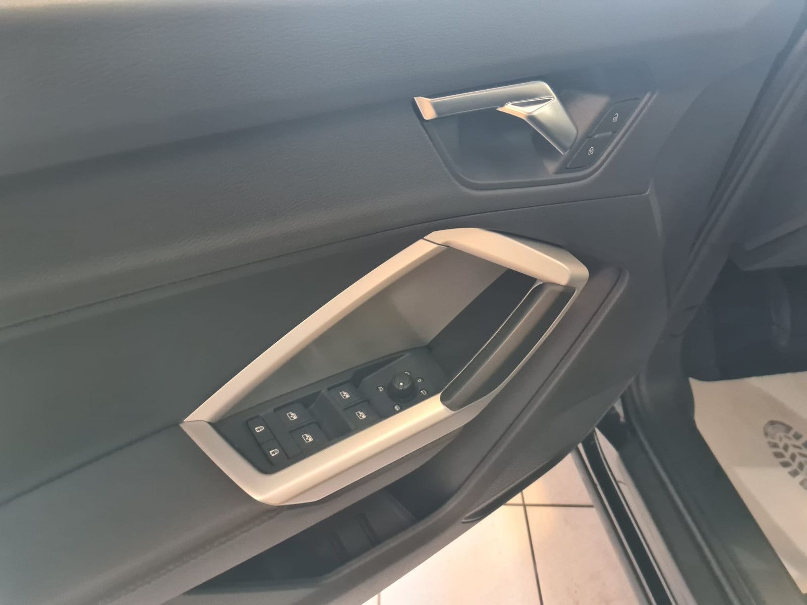 Fahrzeugabbildung Audi Q3 35 TDI / LED / VIRTUELL/LED/SCHECKHEFT