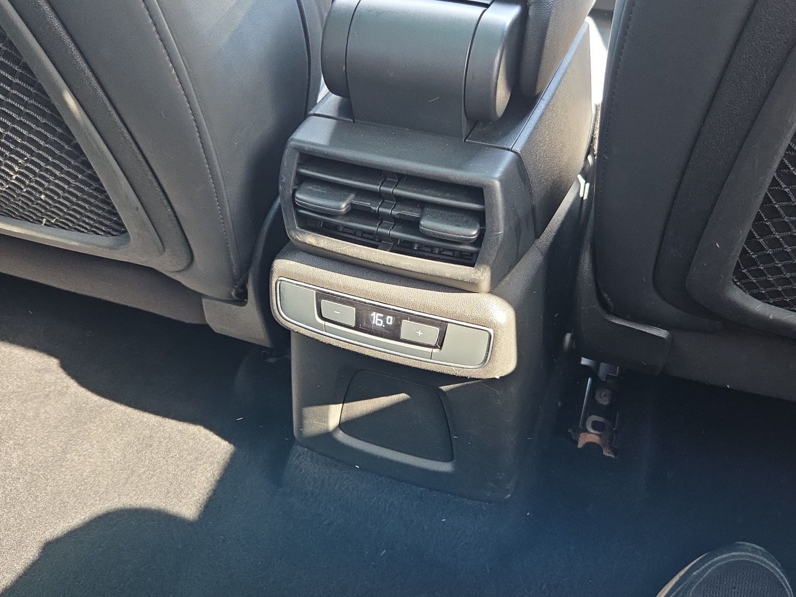 Audi Q4 e-tron - Bild 18