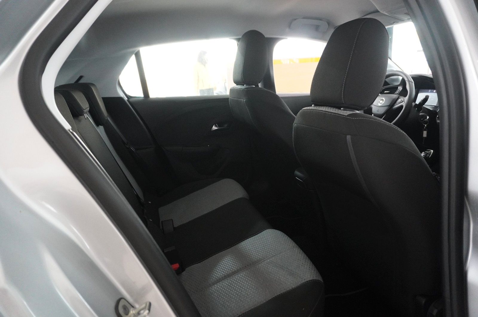 Fahrzeugabbildung Opel Corsa F 1.2 FACELIFT NAVI/LED/KAMERA/VIRTU./DAB+