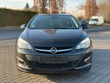 Opel Astra J Sports Tourer Style 2-Zonen* Lenkradhz.* - Opel Astra: J ST