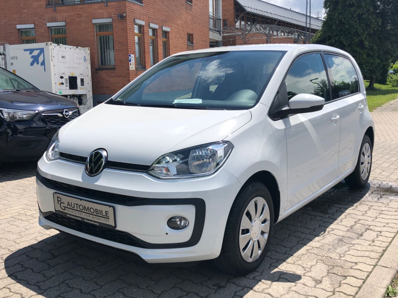 VW up