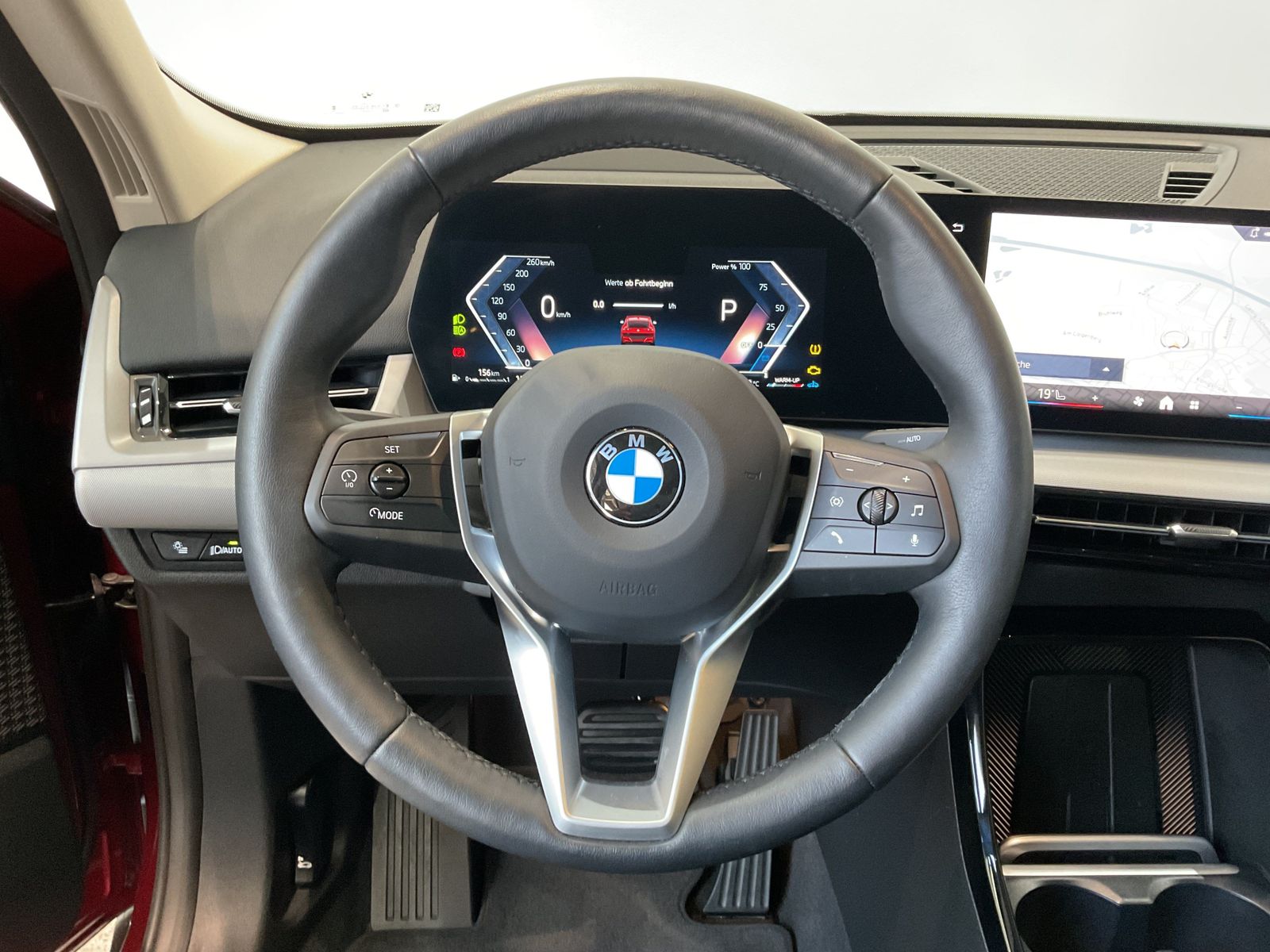 Fahrzeugabbildung BMW X2 sDrive20i |Glasdach |Head-Up Display |18 " LM