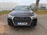 Audi Q7 3.0 TDI quattro - 200 kW -7 Sitze 