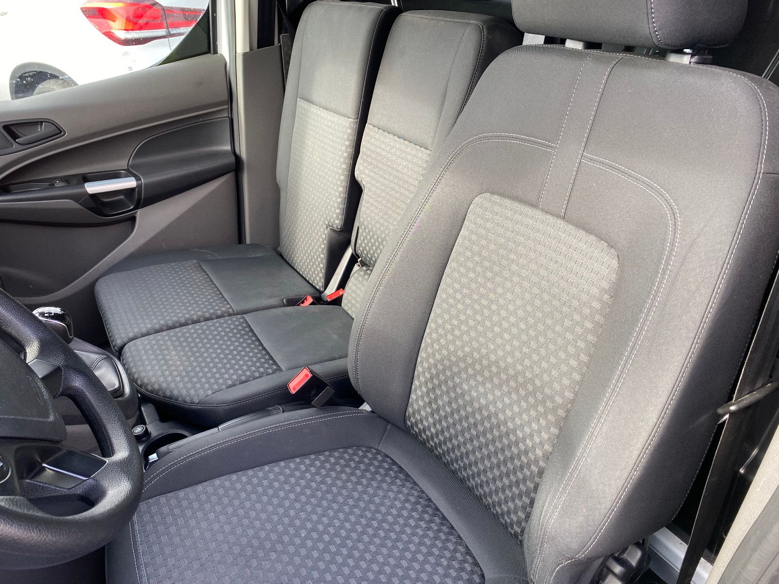 Fahrzeugabbildung Ford Transit Connect*Klima, Navi, Kamera, PDC,
