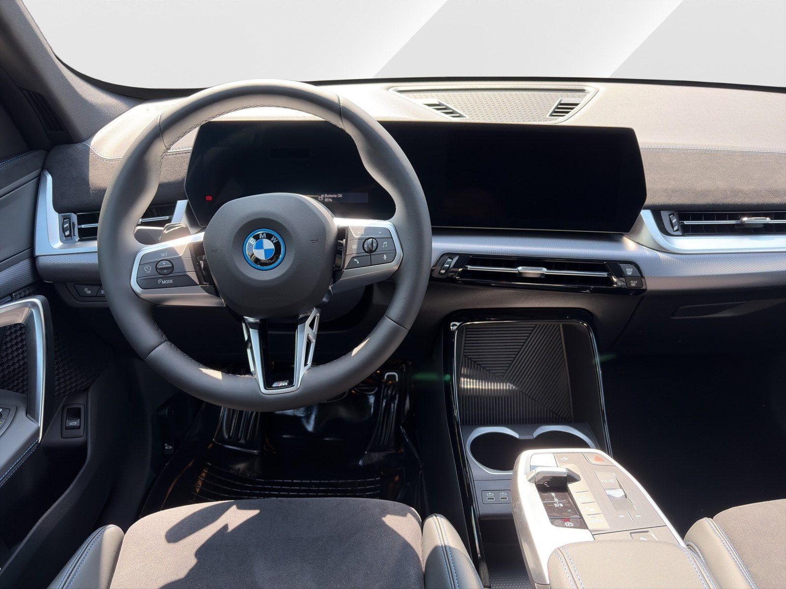 BMW iX1 - Bild 9