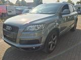 Audi Q7 3.0 TDI S-Line quattro 7 Sitze Leder Bi-Xenon - gebrauchte Audi Q7 aus dem Jahr 2014
