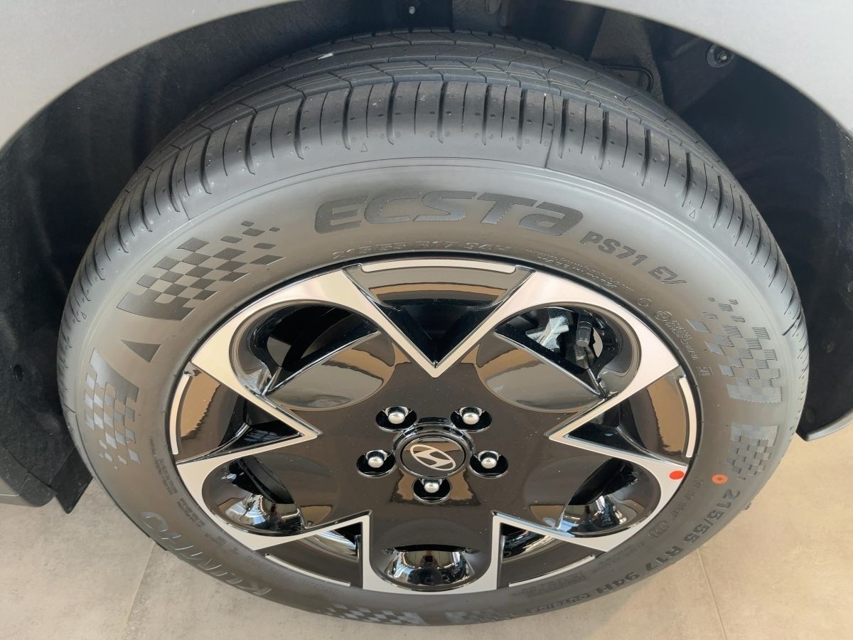 Hyundai IONIQ 3 – Bild 7