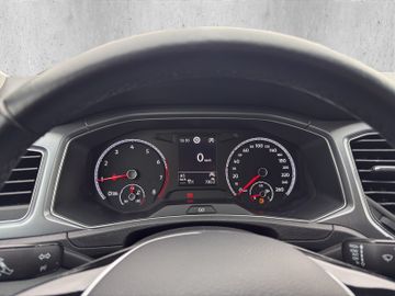 Volkswagen T-Roc 1.0 TSI Active AHK+Navi+SHZ+2xKlima+ACC