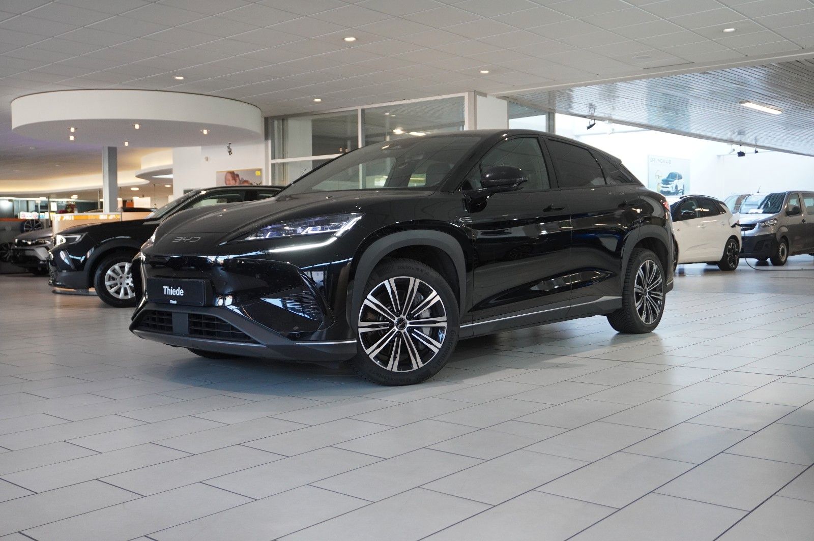 BYD SEALION 7