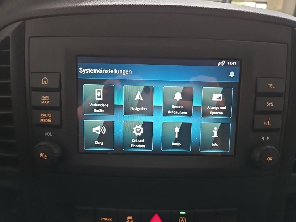 Fahrzeugabbildung Mercedes-Benz Vito 114 4x4 Kasten Lang Navi DAB Tempomat PTS