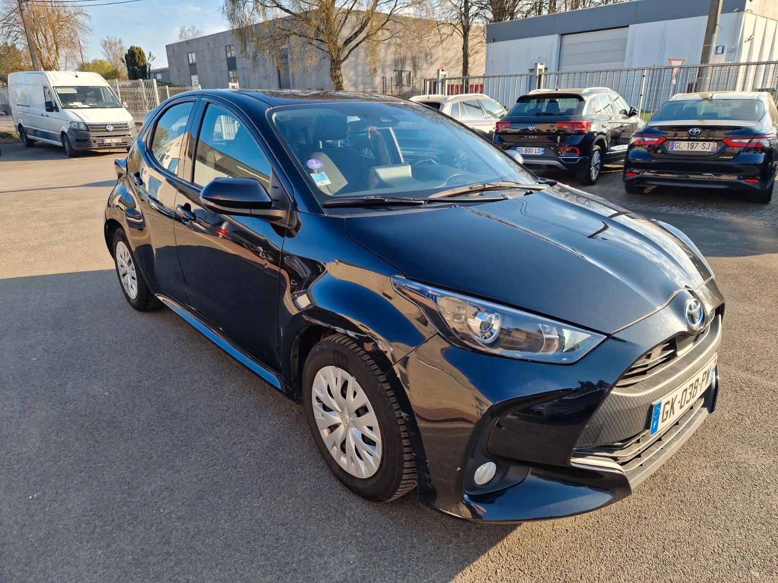 Toyota Yaris 1.5-l-VVT-i Hybrid CVT Comfort, NAVI, CAM