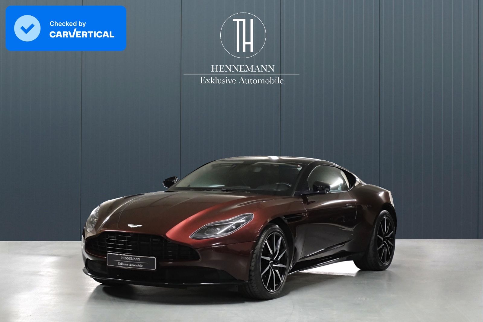 ASTON MARTIN DB11